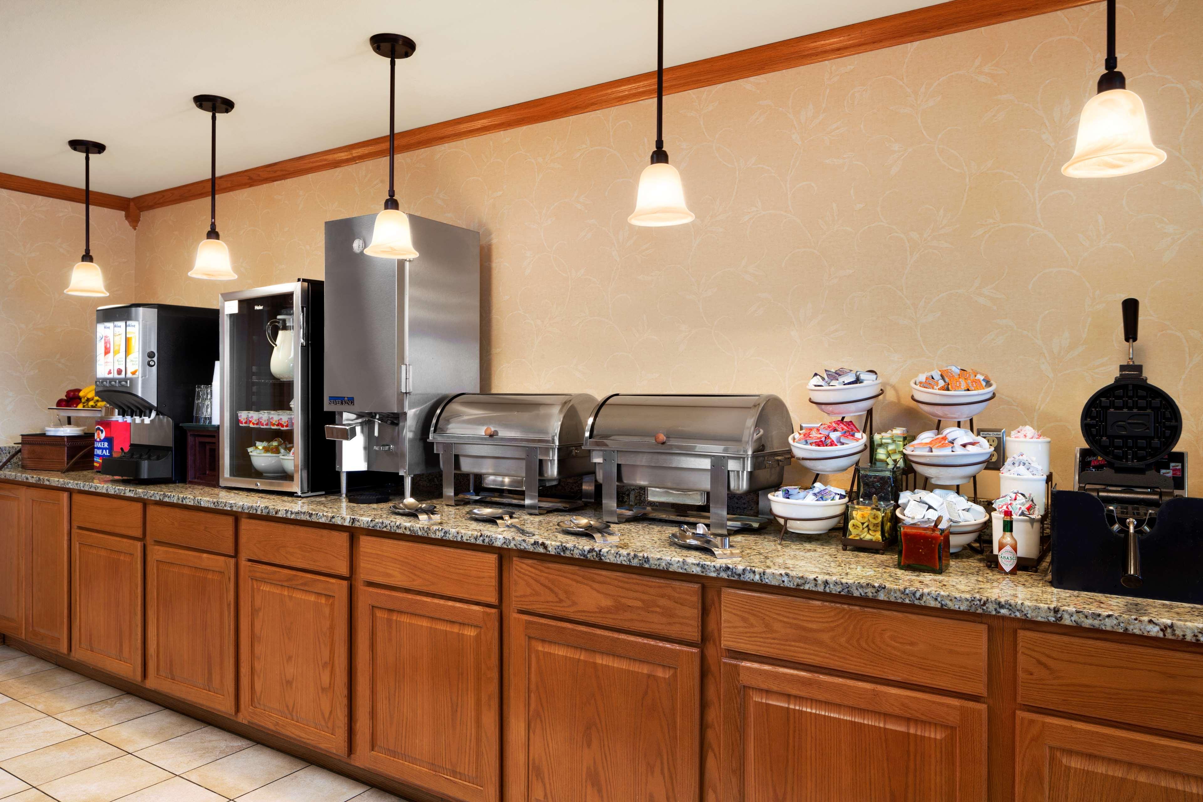 Country Inn & Suites By Radisson Kenosha - Pleasant Prairie Экстерьер фото
