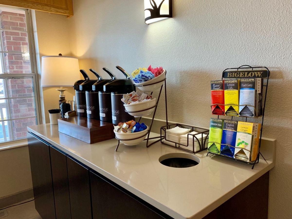 Country Inn & Suites By Radisson Kenosha - Pleasant Prairie Экстерьер фото